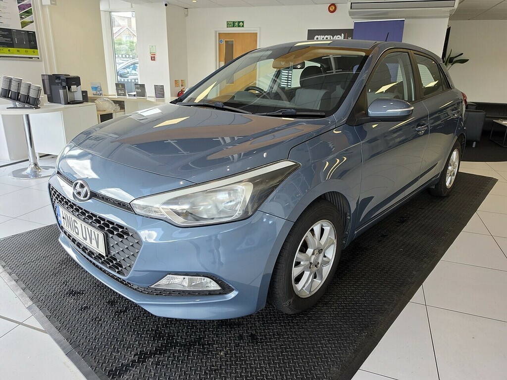Hyundai I20 1.2 Blue Drive Se Hatchback Euro Blue #2