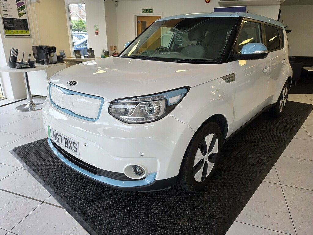 Kia Soul 30Kwh Ev Suv 109 Bhp U2529 U LN67BXS White #3