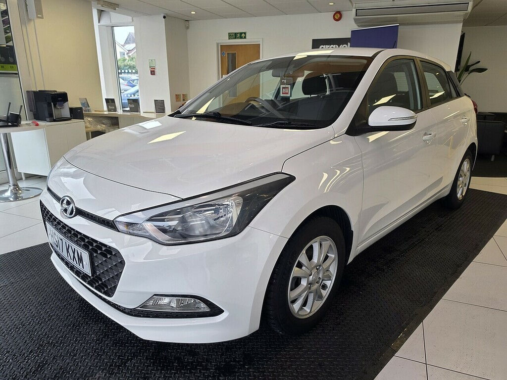 Hyundai I20 Se U2536 Ulez White #3