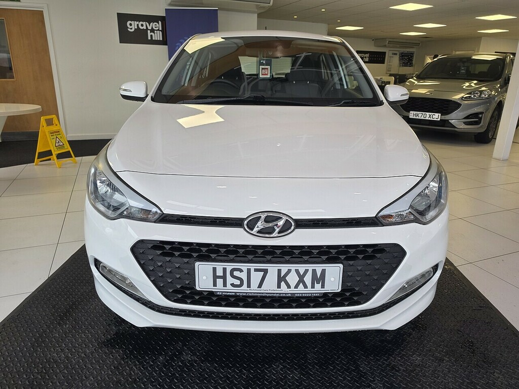 Hyundai I20 Se U2536 Ulez White #2
