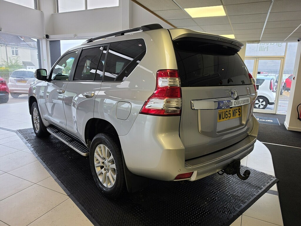 Toyota Land Cruiser 2.8D Icon Suv 4Wd Euro 6 7 Seats Silver #5
