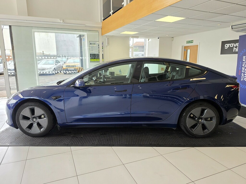 Tesla Model 3 Model 3 Standard Range Plus Saloon Elect AF71DWV Blue #3