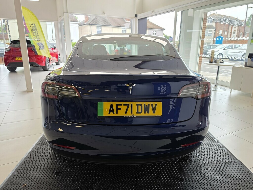 Tesla Model 3 Model 3 Standard Range Plus Saloon Elect AF71DWV Blue #5