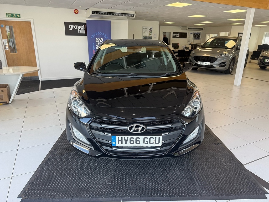 Hyundai I30 1.4 Blue Drive Se Hatchback Euro Black