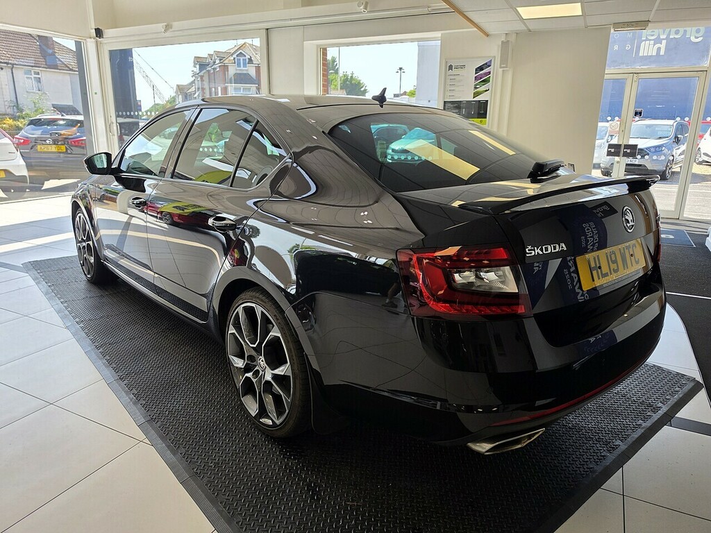 Skoda Octavia 2.0 Tsi Gpf Vrs Hatchback Dsg Euro 6 S Black #4