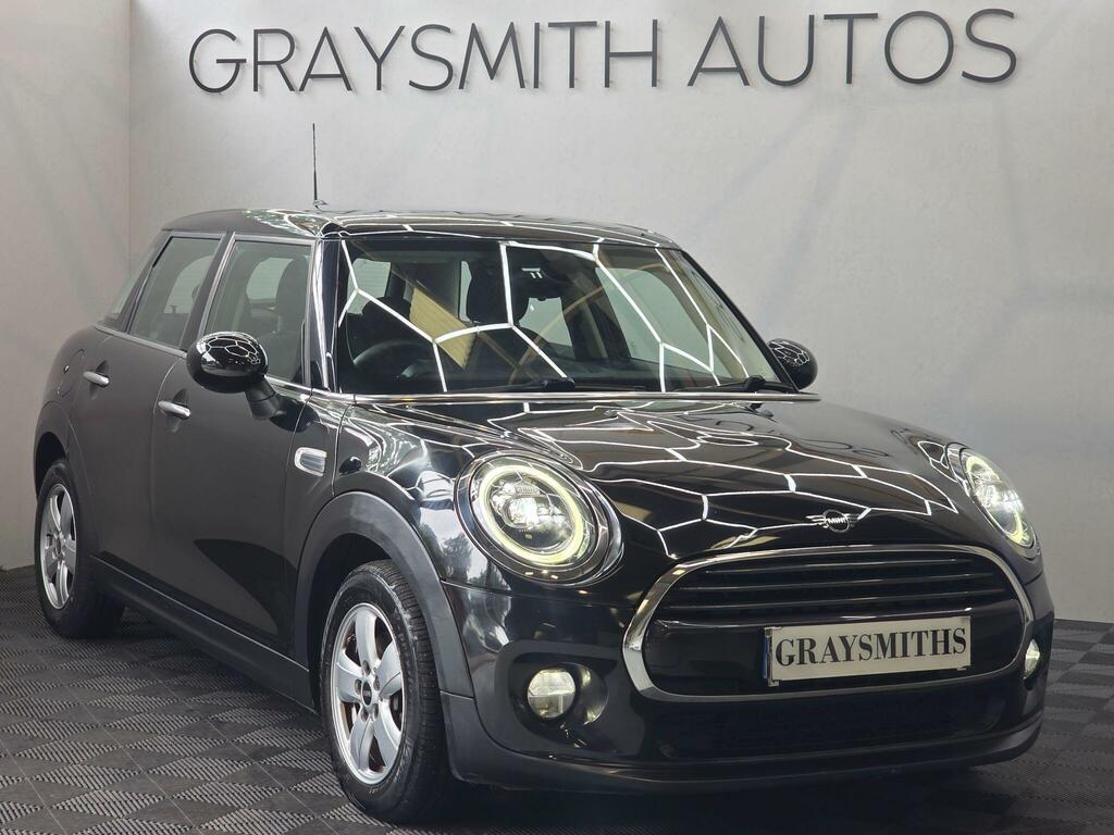 Mini Hatch 1.5 Cooper D Euro 6 Ss Black