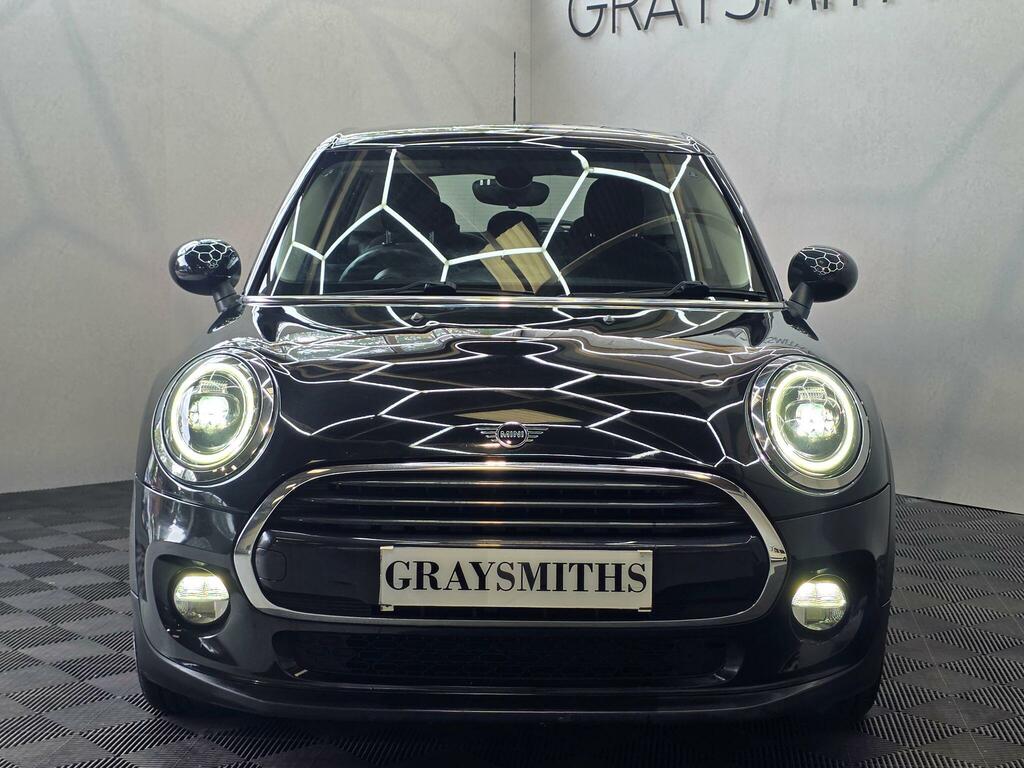 Mini Hatch 1.5 Cooper D Euro 6 Ss YH18NDF Black #3