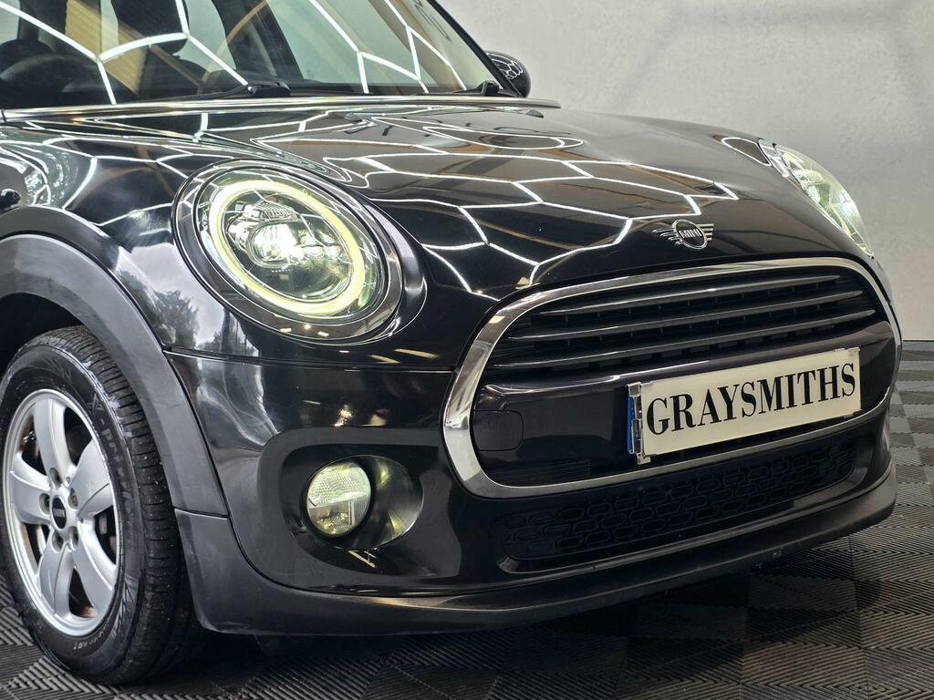 Mini Hatch 1.5 Cooper D Euro 6 Ss YH18NDF Black #4