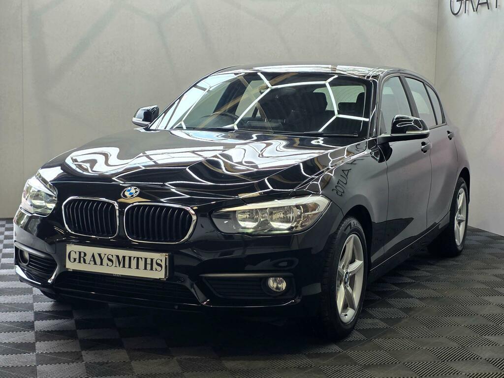 BMW 1 Series Se Black #3