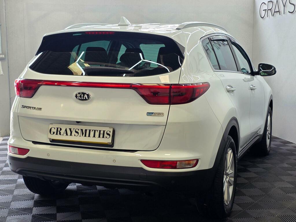 Kia Sportage 1.6 Gdi 2 Euro 6 Ss ML18CRK White #6