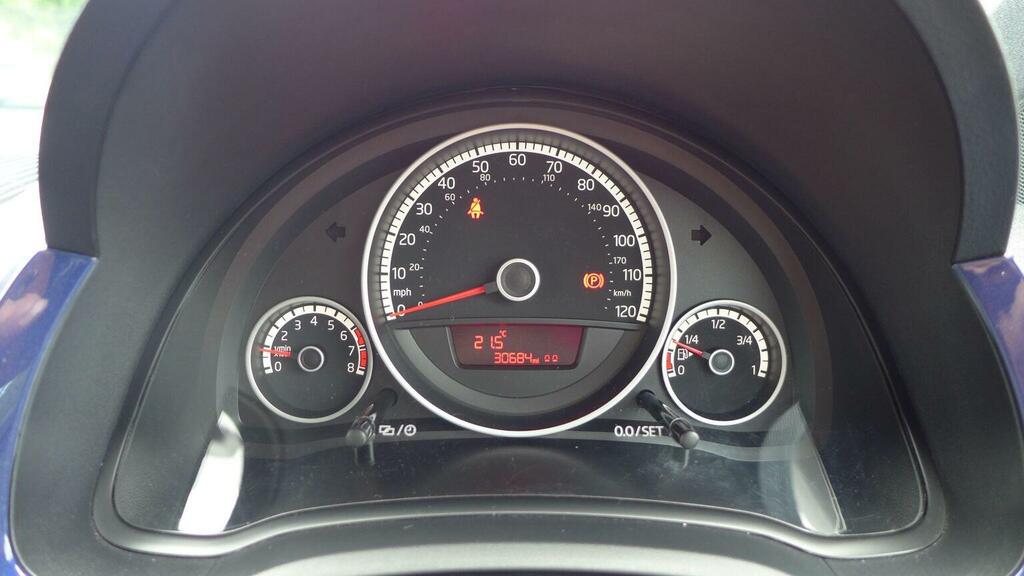 Volkswagen Up Up By Beats Black #73