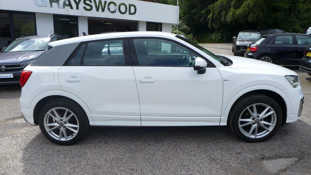 Audi Q2 1.5 Tfsi Cod 35 S Line S Tronic Euro 6 Ss White #4