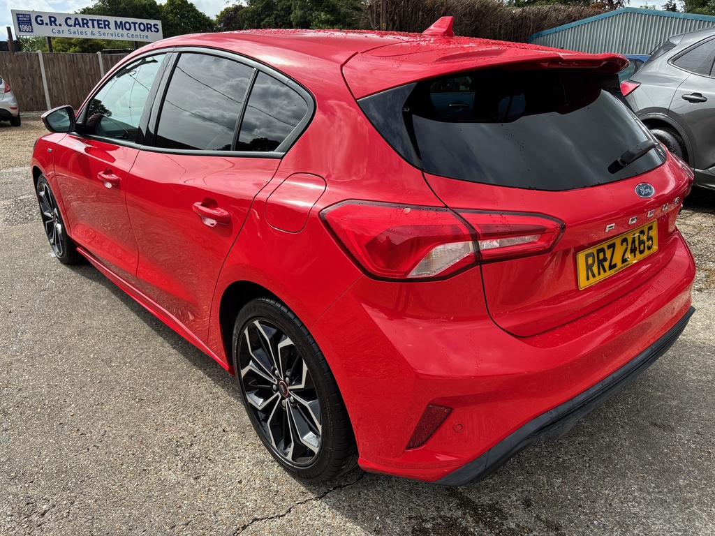 Ford Focus 1.5 Ecoblue St-line X Euro 6 S S Red #4