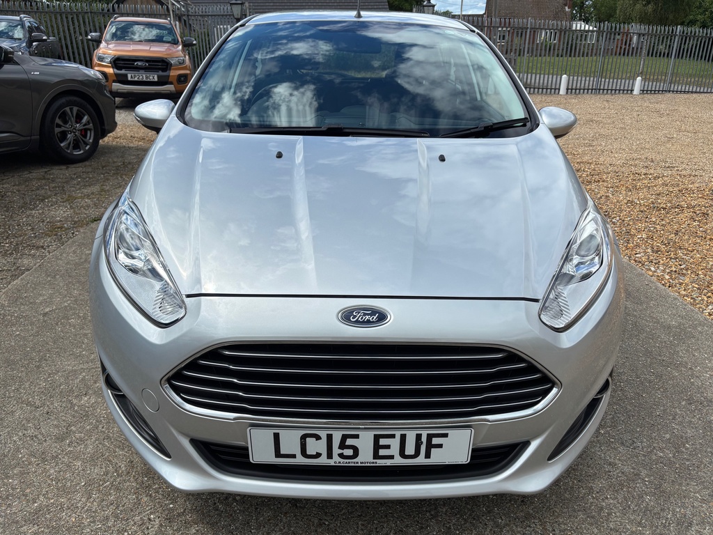 Ford Fiesta 1.25 Zetec Euro 5 Silver #2