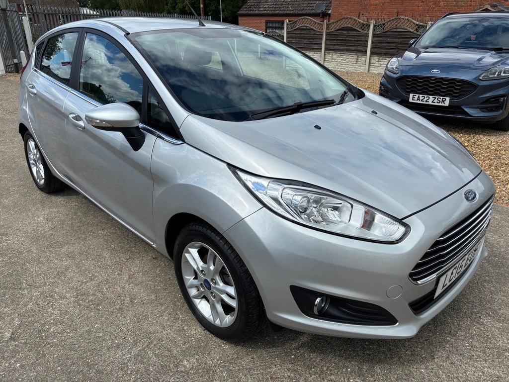 Ford Fiesta 1.25 Zetec Euro 5 Silver