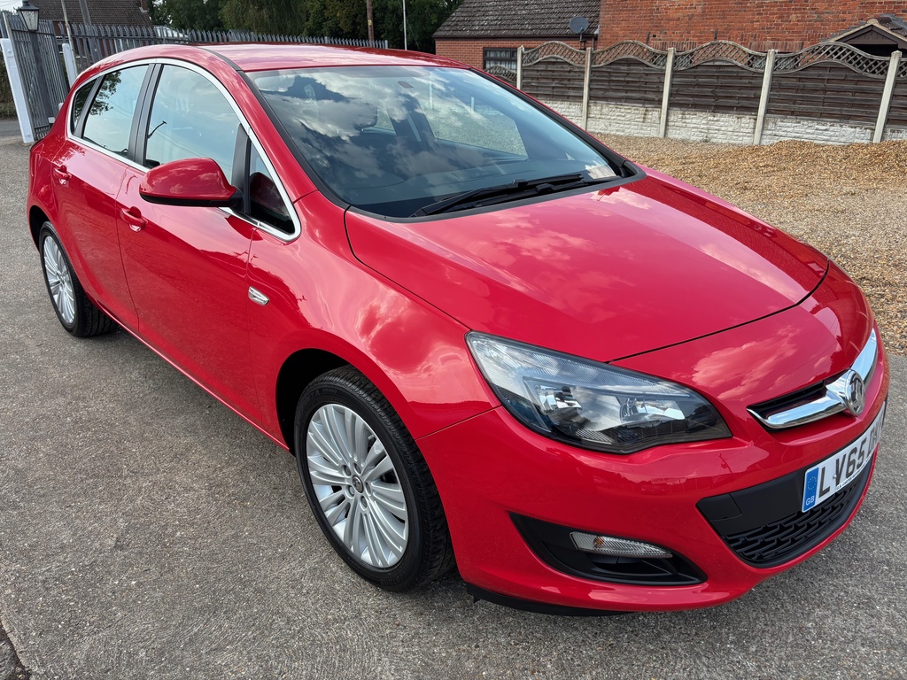 Vauxhall Astra 1.4I Excite Euro 6 Red