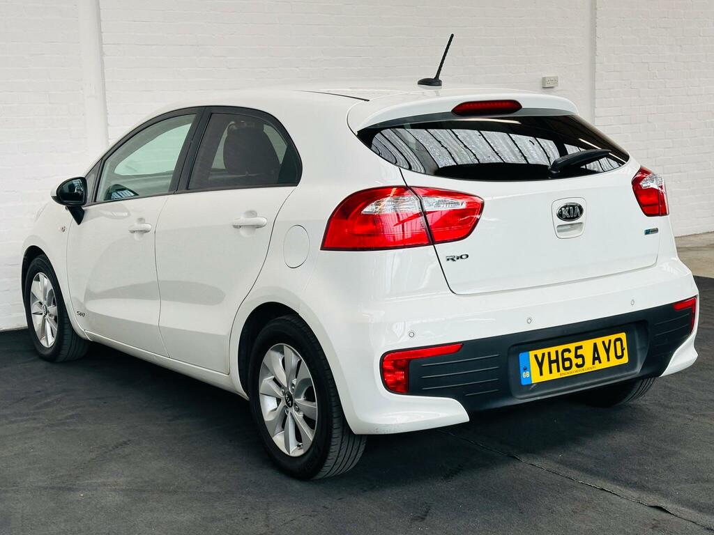 Kia RIO 1.1 Crdi Ecodynamics Sr7 Euro 6 Ss White #2