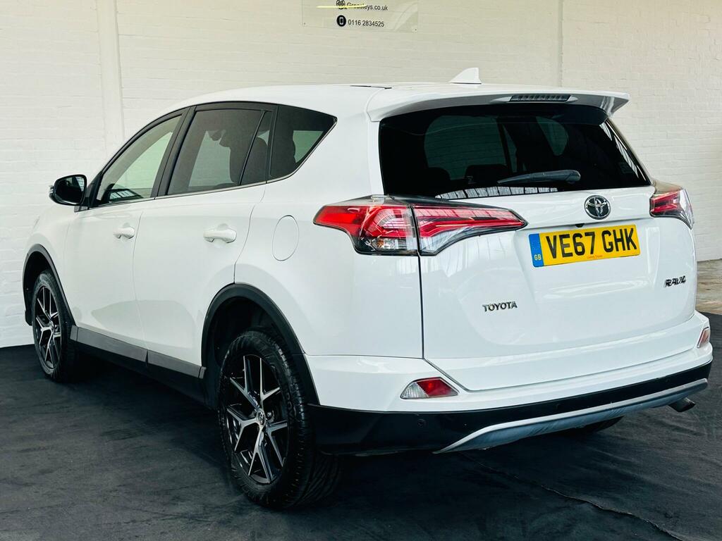 Toyota Rav 4 Excel White #3