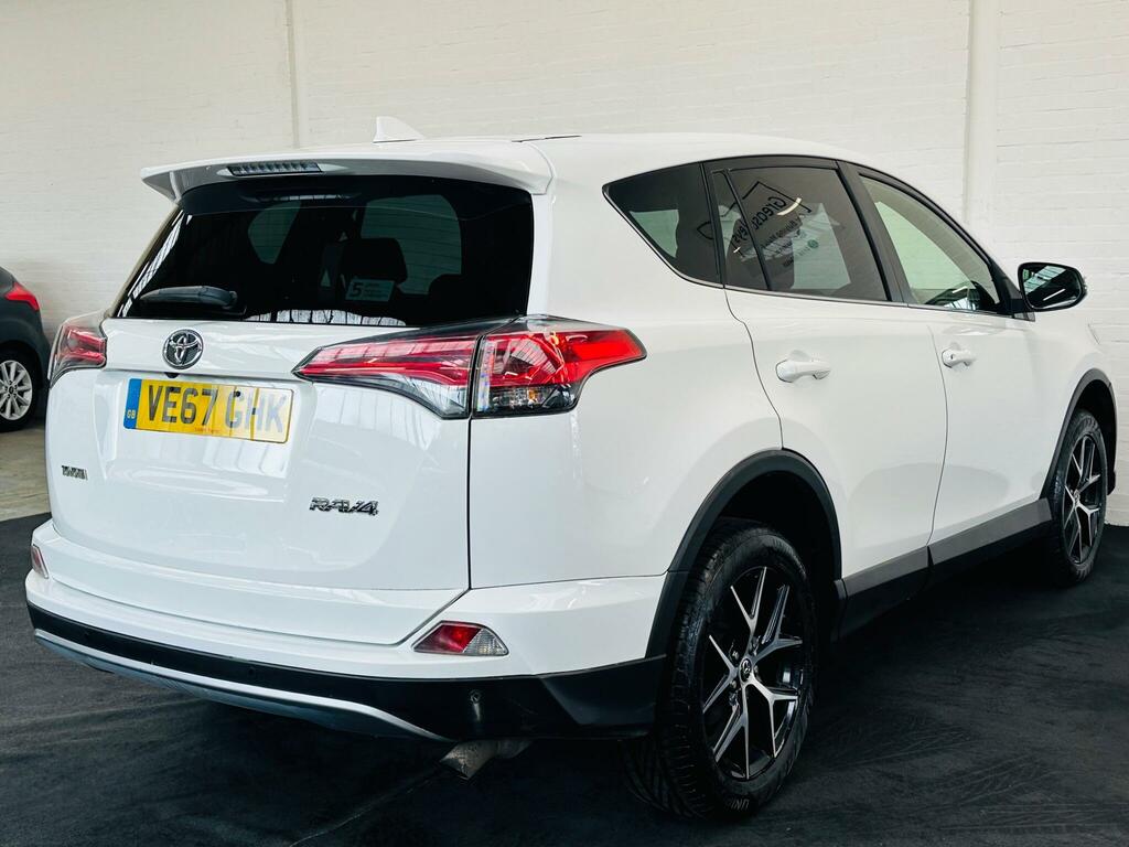 Toyota Rav 4 Excel White #5