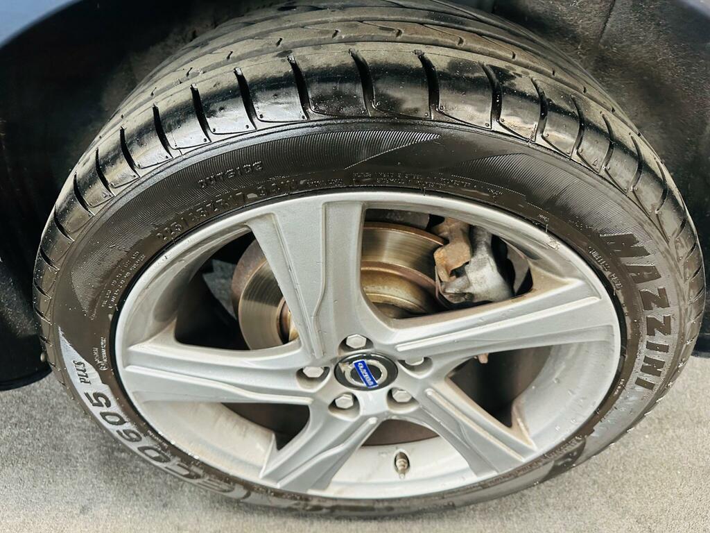 Volvo V40 D2 R Design White #27