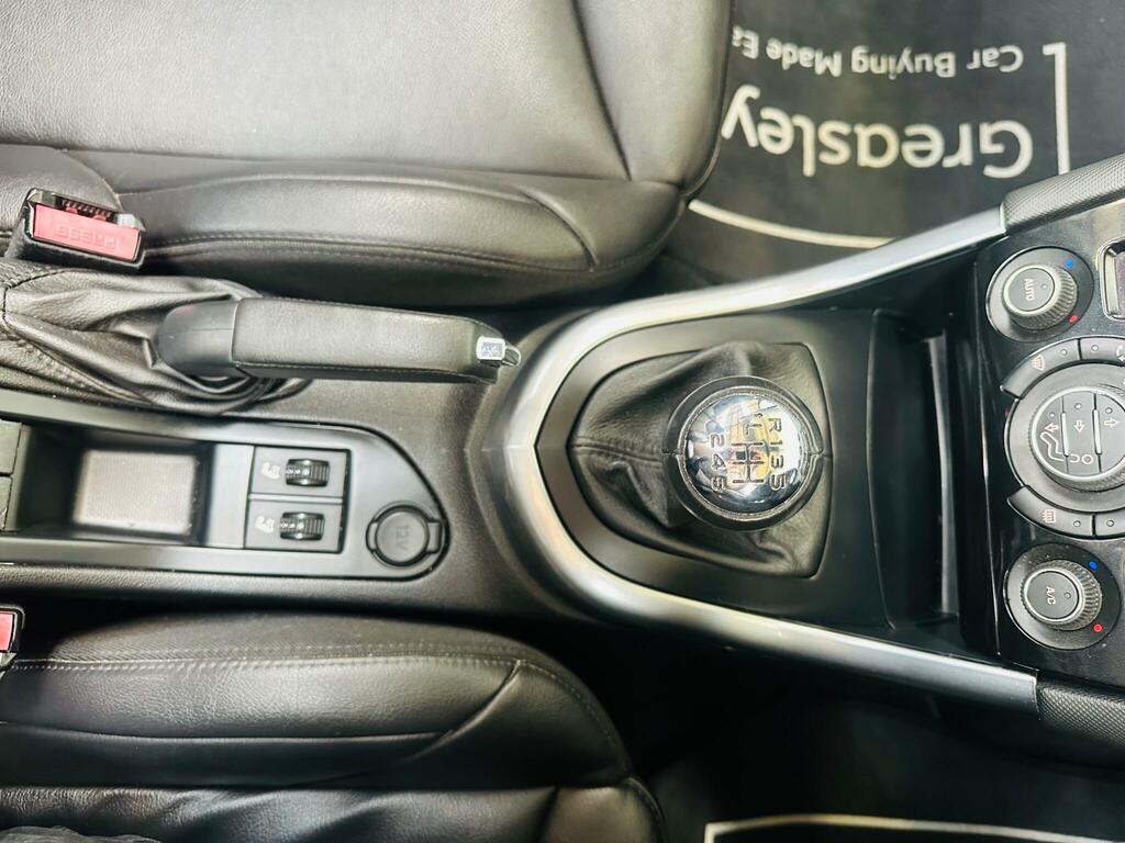 Peugeot 308 CC Allure White #23