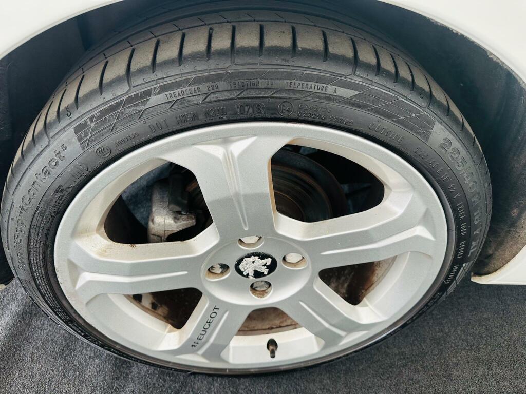 Peugeot 308 CC Allure White #27