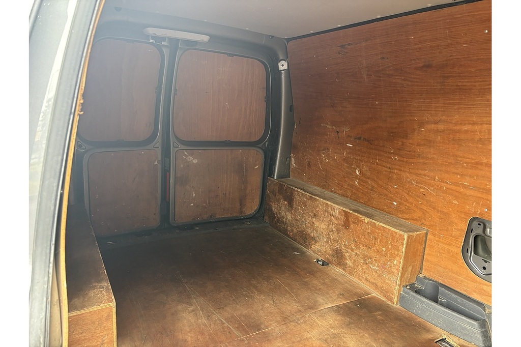 Volkswagen Caddy Maxi Purple #27