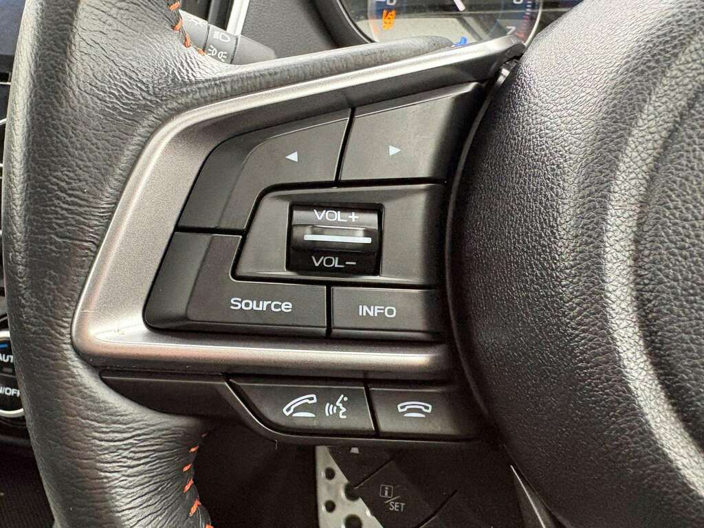 Subaru XV 2.0 I Se 148 Bhp White #25