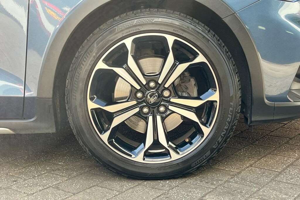 Ford Focus Active X ML69UTT Blue #5
