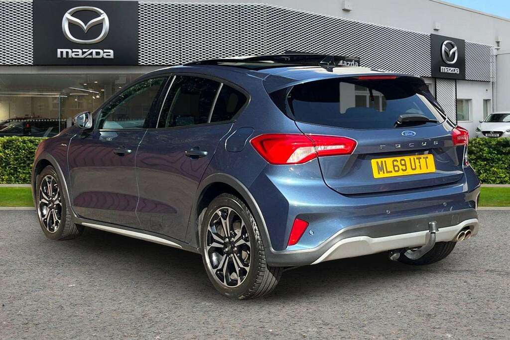 Ford Focus Active X ML69UTT Blue #2