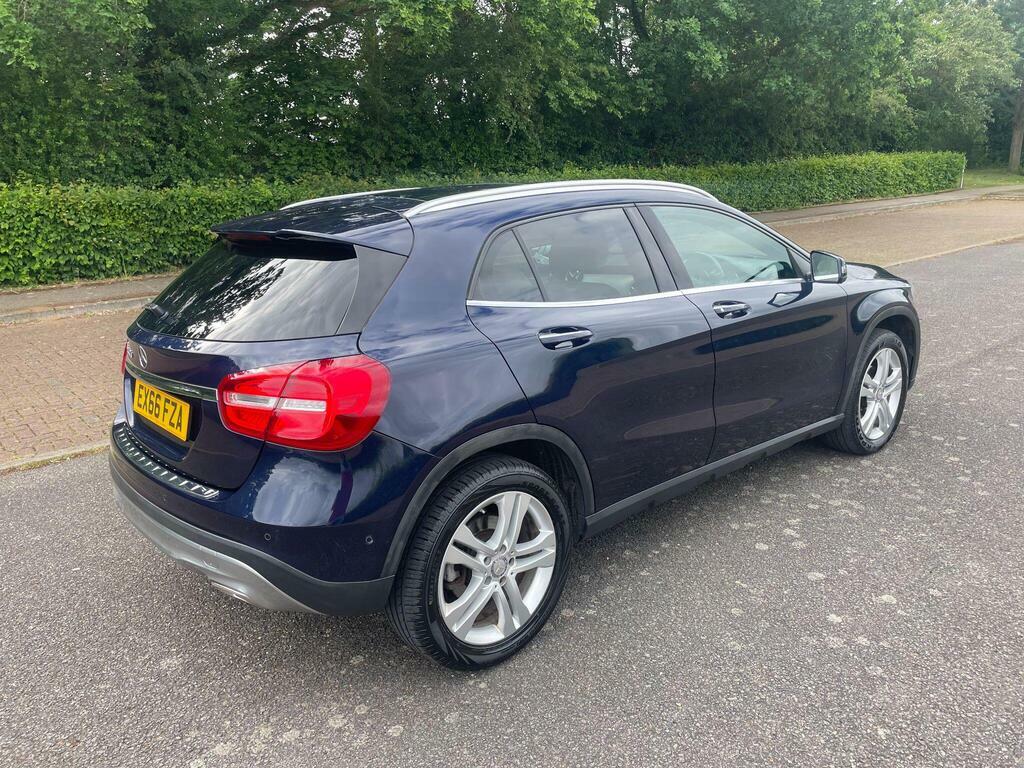 Mercedes-Benz GLA Class 2.1 Gla200d Sport Premium Plus Euro 6 S S EX66FZA Blue #4