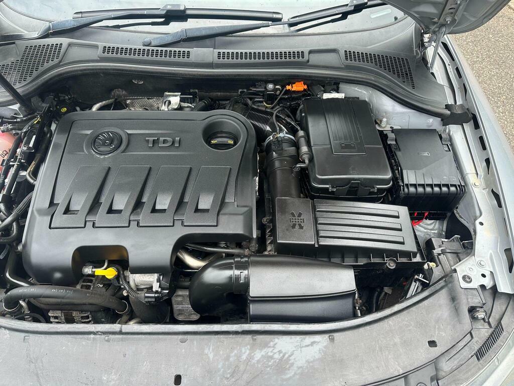 Skoda Superb Laurin And Klement Brown #24