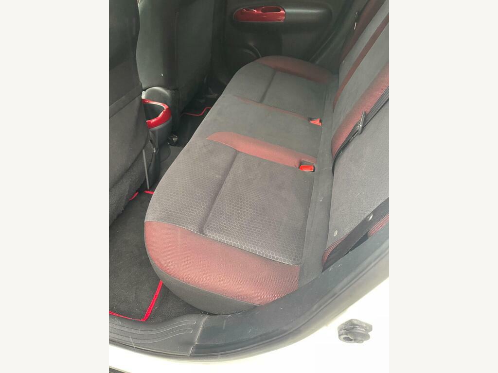 Nissan Juke Acenta White #22