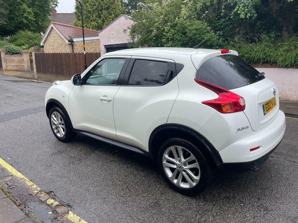 Nissan Juke Acenta White #6