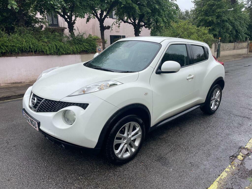 Nissan Juke Acenta White #8