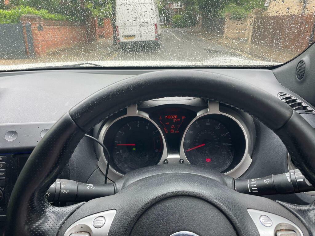 Nissan Juke Acenta White #35