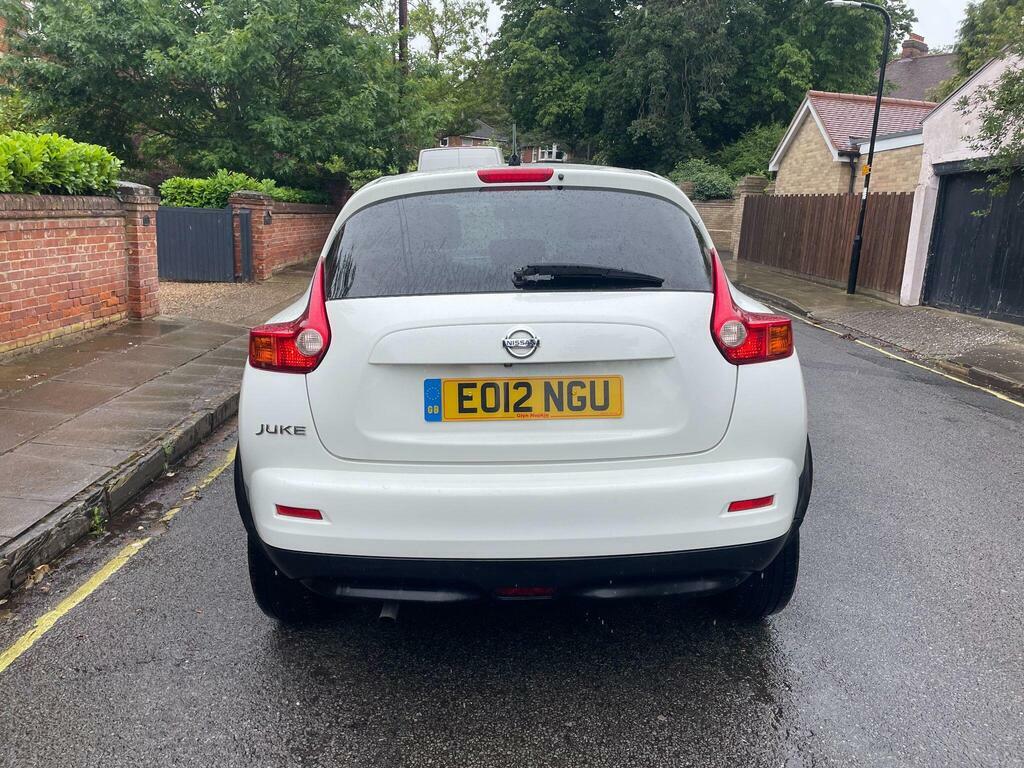 Nissan Juke Acenta White #5