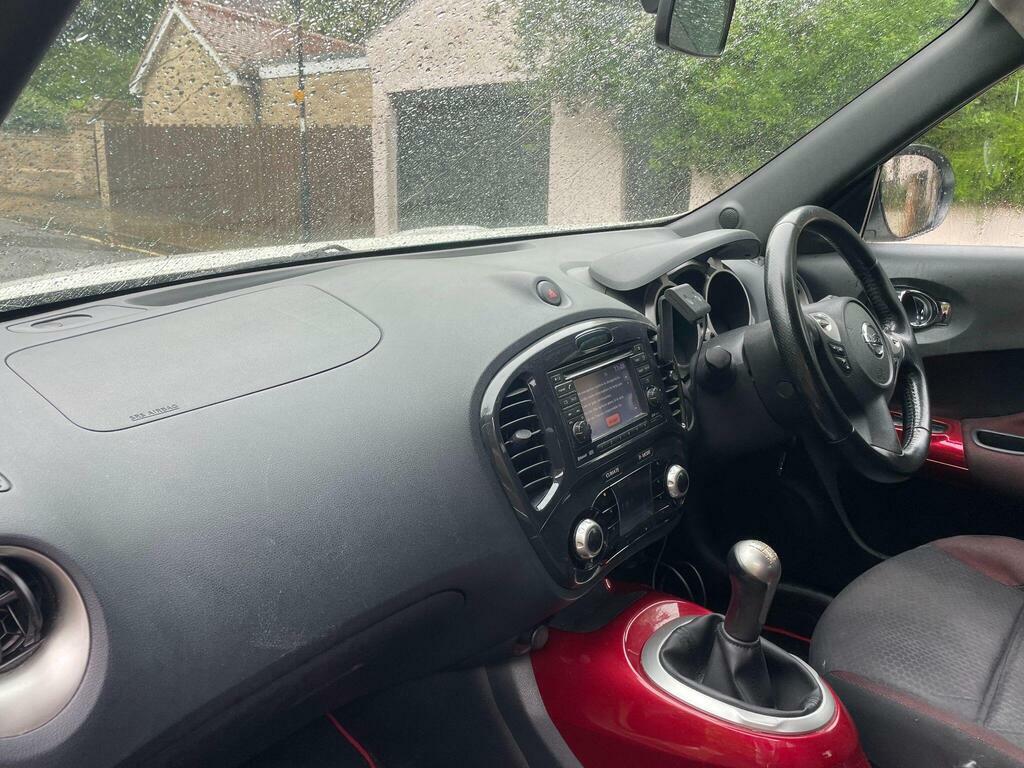 Nissan Juke Acenta White #23