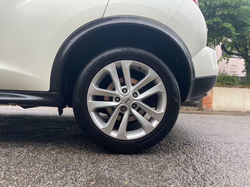 Nissan Juke Acenta White #13