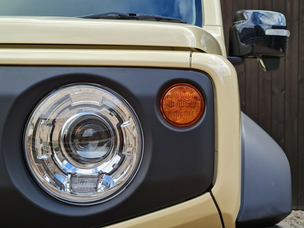 Suzuki Jimny Suv Beige #6