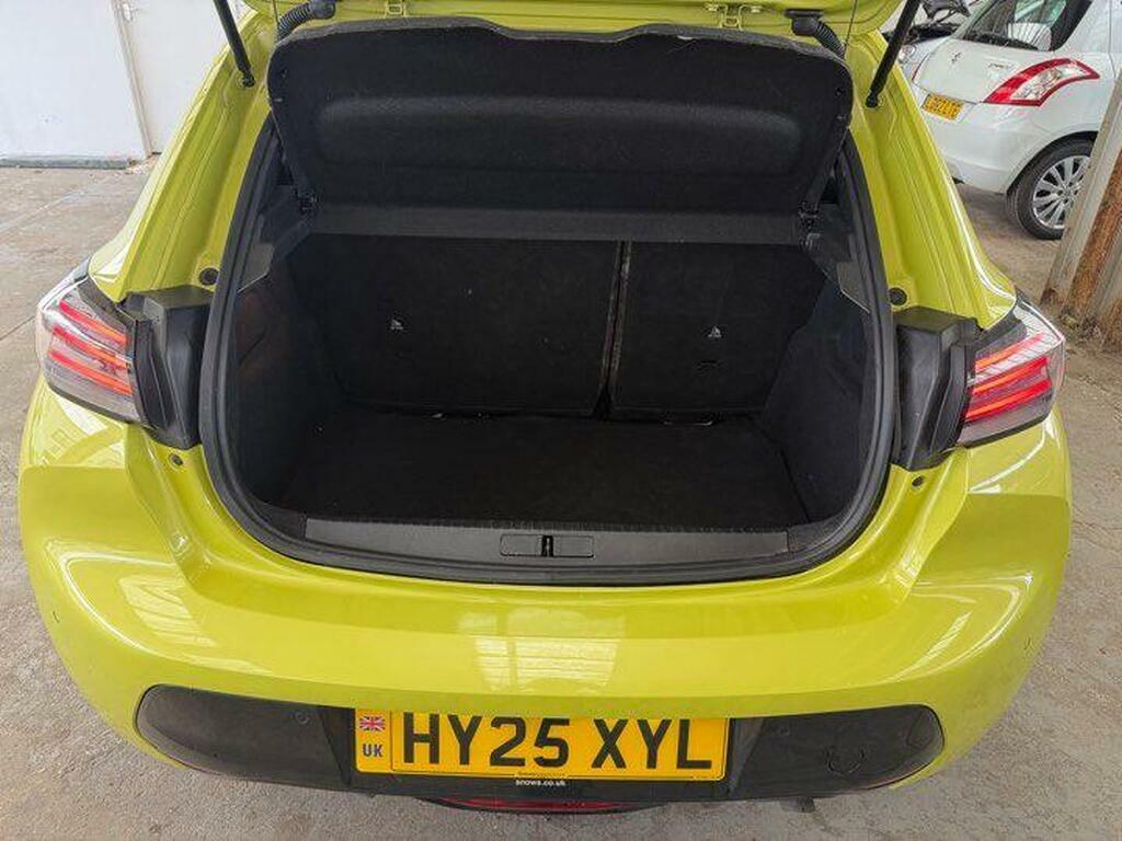 Peugeot 208 1.2 Puretech Allure Euro 6 S S HY25XYL Yellow #5