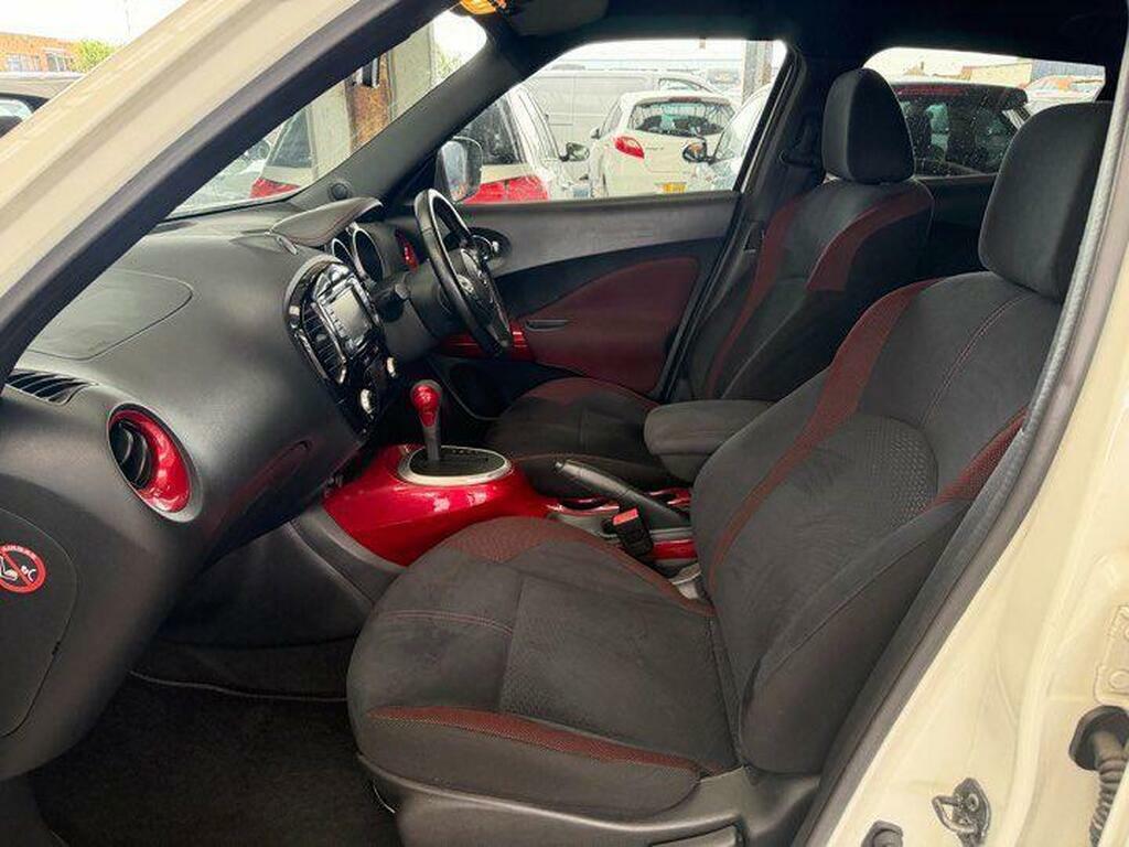 Nissan Juke Tekna White #12