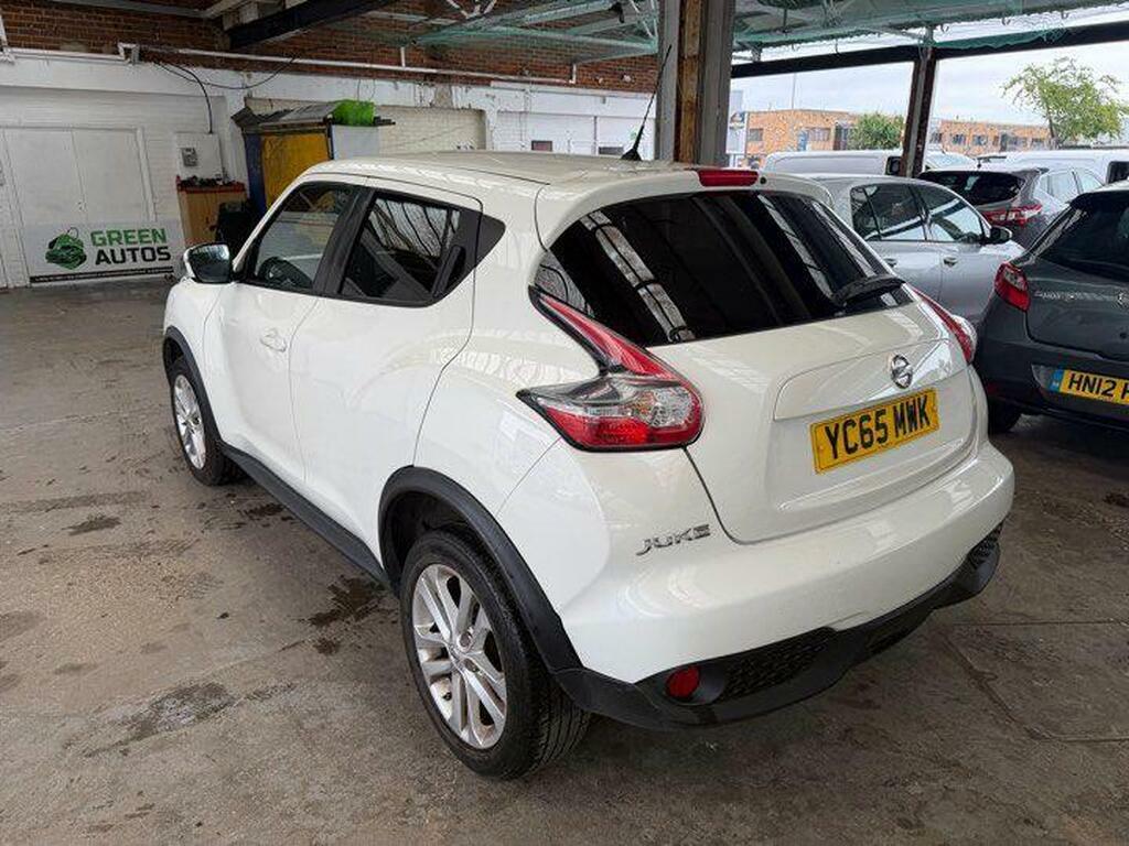 Nissan Juke Tekna White #10