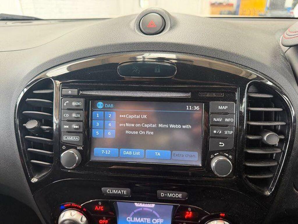 Nissan Juke Tekna White #20