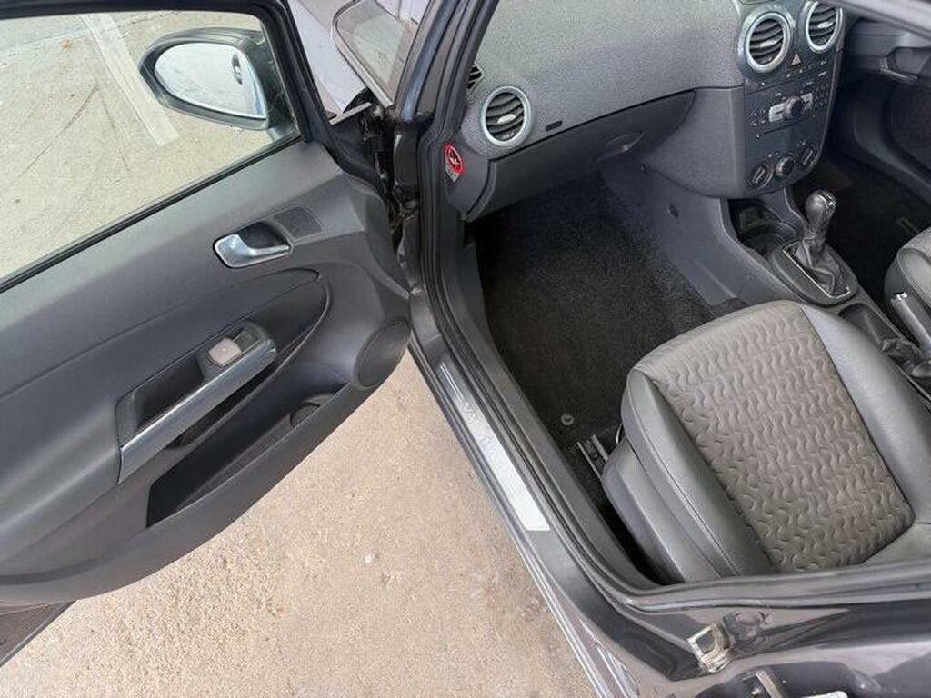 Vauxhall Corsa Limited Edition Red #11