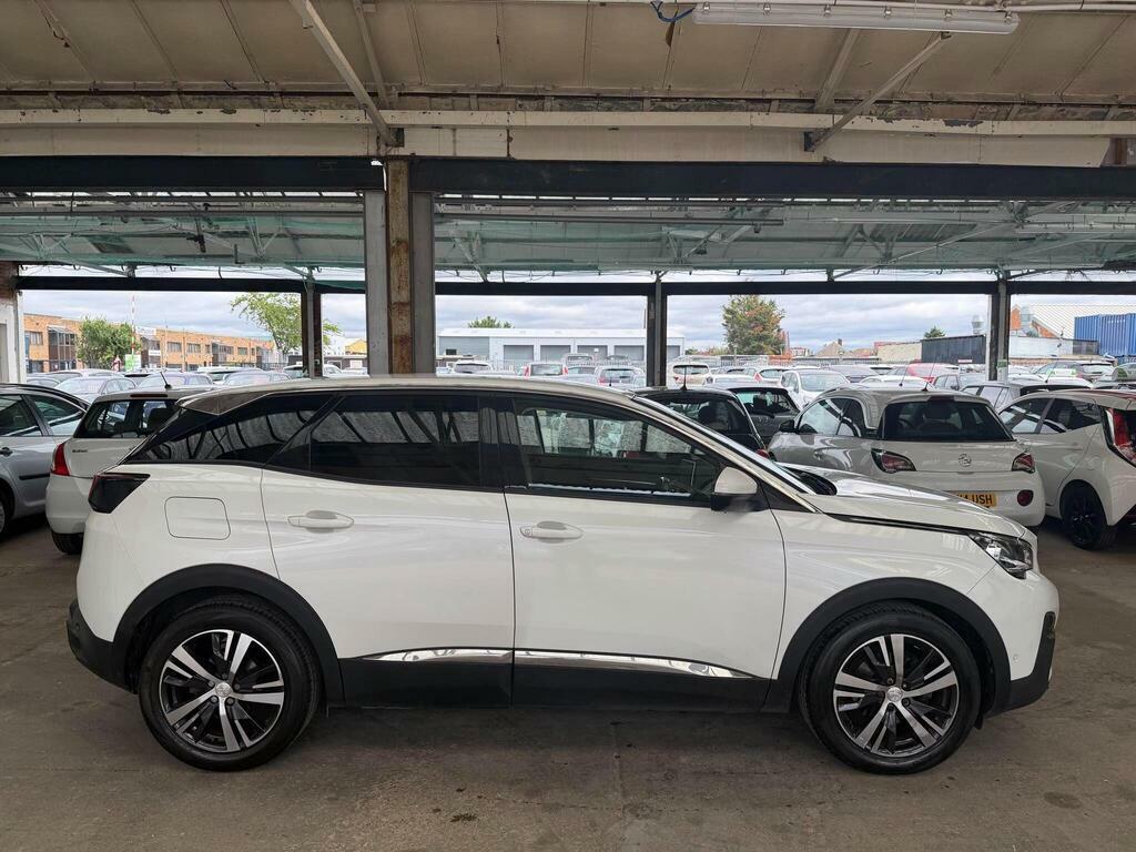 Peugeot 3008 1.2 Puretech Allure Eat Euro 6 S S White #3