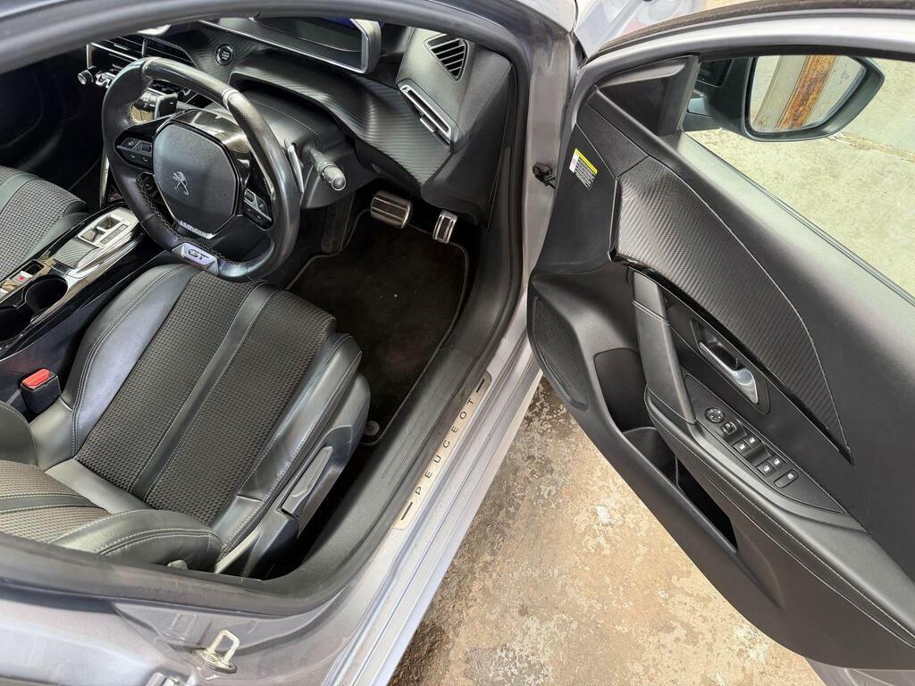 Peugeot 208 1.2 Puretech Active Premium Euro 6 Ss Black #18