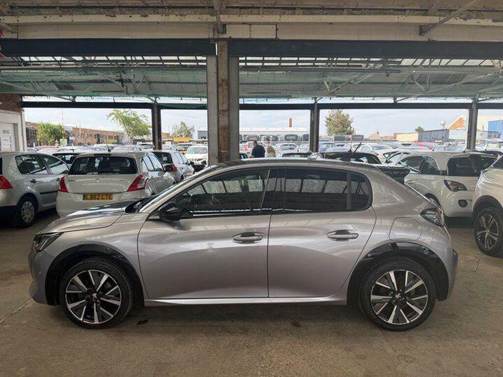 Peugeot 208 1.2 Puretech Active Premium Euro 6 Ss Black #7