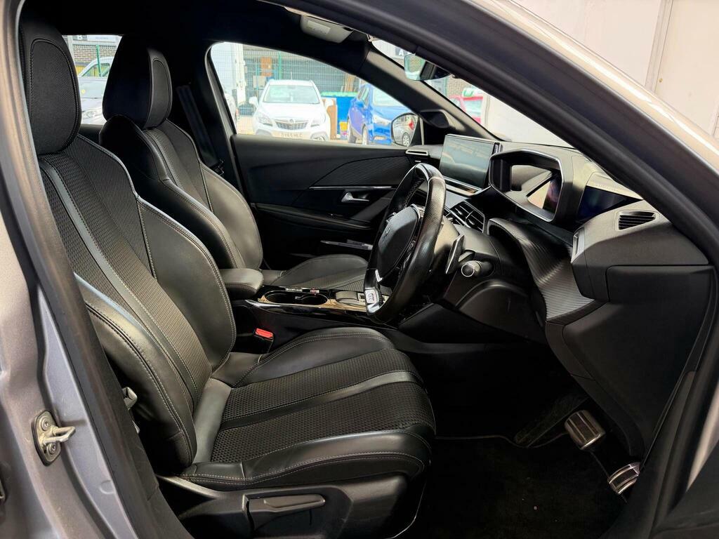 Peugeot 208 1.2 Puretech Active Premium Euro 6 Ss Black #19