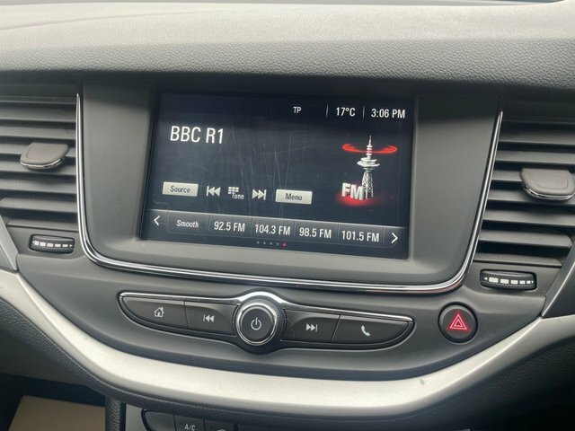 Vauxhall Astra Turbo Business Edition Nav DS20BWG Red #3